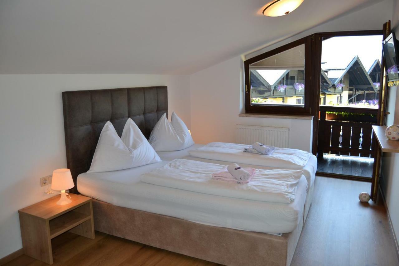 Gaestehaus Elisabeth ราดชตัดท์ ภายนอก รูปภาพ
