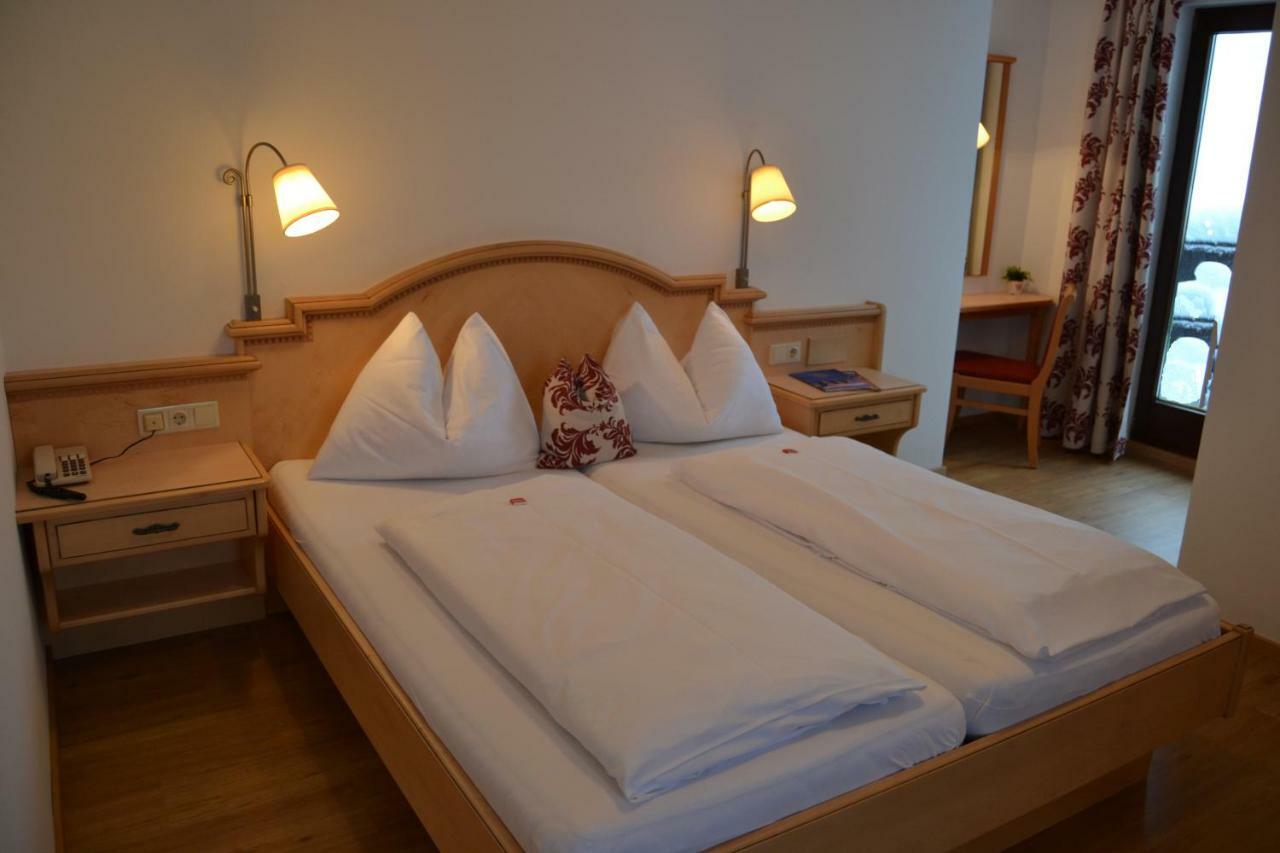 Gaestehaus Elisabeth ราดชตัดท์ ภายนอก รูปภาพ