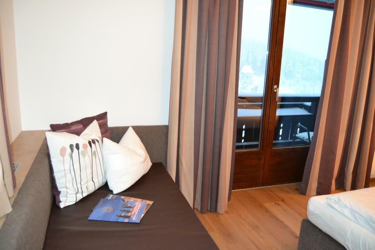 Gaestehaus Elisabeth ราดชตัดท์ ภายนอก รูปภาพ